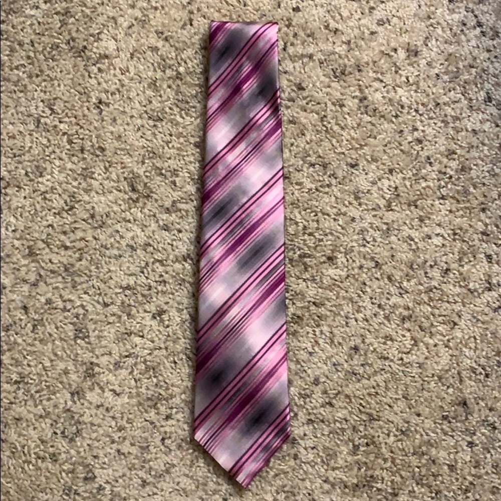 Pink striped Van Heusen tie